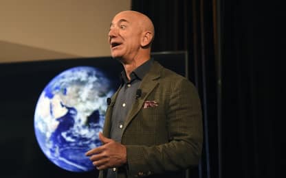Jeff Bezos crea fondo per salvare la Terra: donazione da 10 miliardi