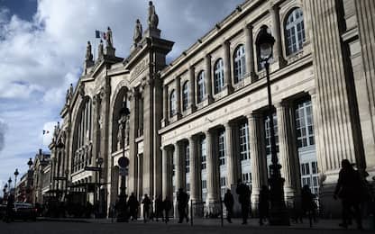 Parigi, evacuata la stazione Gare du Nord: "Pacco sospetto"
