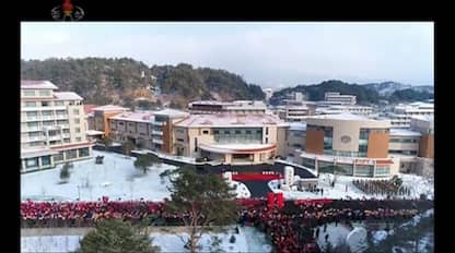 Nord Corea, Kim Jong-Un inaugura resort di lusso in montagna. VIDEO
