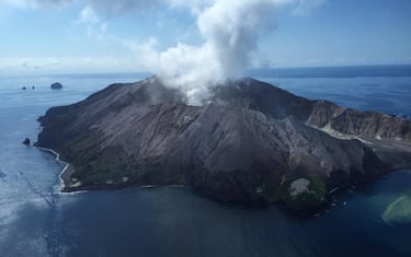 vulcano_nuova_zelanda_hero_fotogramma