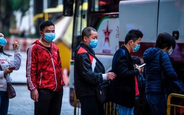Virus Cina, i controlli nella metropolitana di Shenzhen. VIDEO