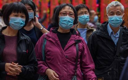 Virus Cina, 56 morti. Xi Jinping: la situazione è grave