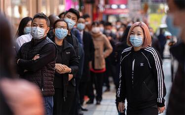 Covid-19: Hong Kong, vaccino in forma di spray nasale ai test clinici