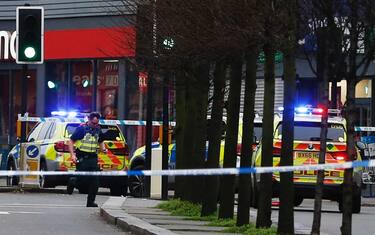 Londra, madre accoltellatore: si era radicalizzato online alla Jihad