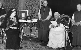 la regina Elisabetta con Papa Giovanni XXIII 