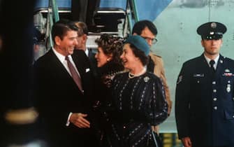  la regina Elisabetta e Ronald Reagan