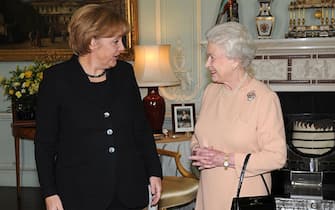la regina Elisabetta con Angela Merkel