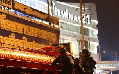 Thailandia, soldato fa strage in centro commerciale: 29 morti. VIDEO