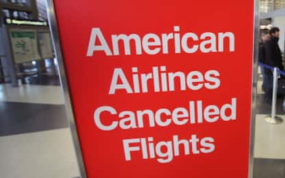 Coronavirus, American Airlines e Delta sospendono voli su Milano