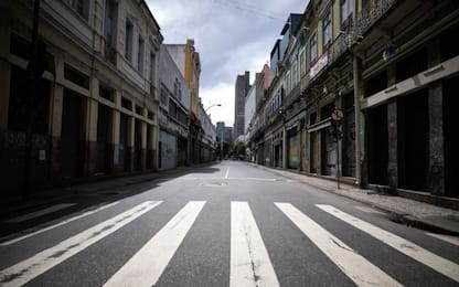 Coronavirus, anche a Rio de Janeiro strade deserte. FOTO