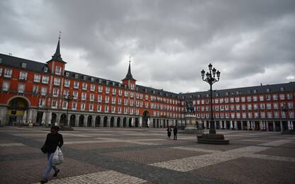 Coronavirus, in Spagna oltre 72mila casi e più di 800 morti in 24 ore