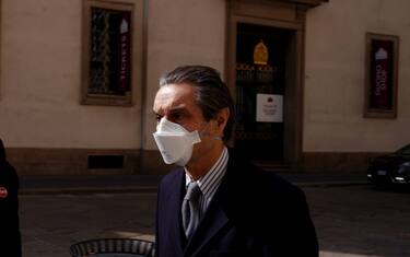 Coronavirus, zone rosse in Lombardia. Scontro Conte-Calderoli-Fontana