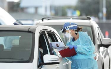 0GettyImages-coronavirus_australia_test_macchina_bondi_beach