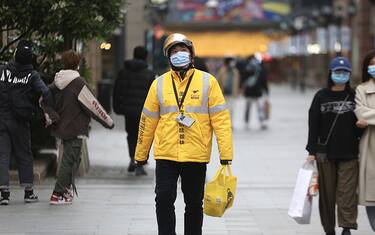 Coronavirus Cina: Wuhan rivede al rialzo i numeri di contagi e vittime