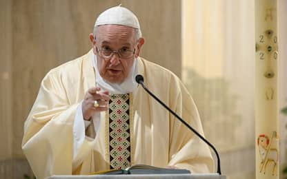 Papa Francesco: “Dignità lavoro calpestata, anche oggi schiavi”