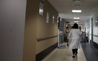 Maltempo, Regno Unito nel caos: allerta nera e ospedali in tilt