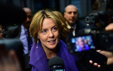 Nola, il ministro Lorenzin a Sky TG24: "Difendo i medici, sono eroi"