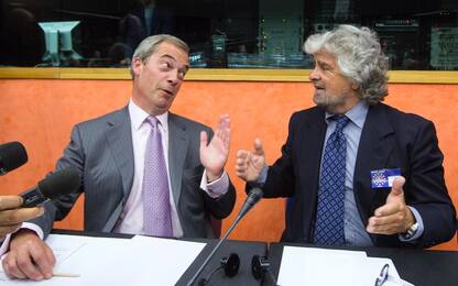 Grillo abbandona Farage, la svolta Ue spacca il Movimento