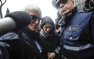 Il caso-polizza, Raggi: "Pronta a querele. Romeo cambi beneficiario"