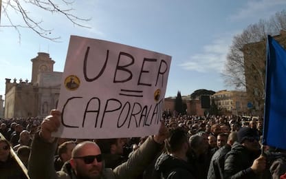 Taxi, sospesa la protesta. Sindacati approvano accordo col governo