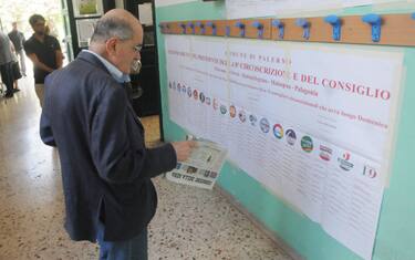 Comunali, a Palermo seggi non assegnati a un mese dalle elezioni