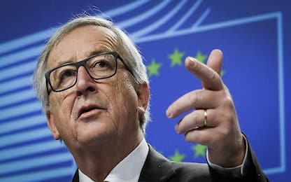 Manovra, Juncker: "L'Italia non rispetta la parola data"