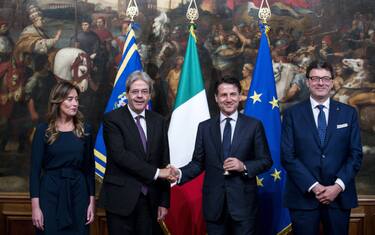 Parte il governo M5s-Lega, Conte e ministri hanno giurato