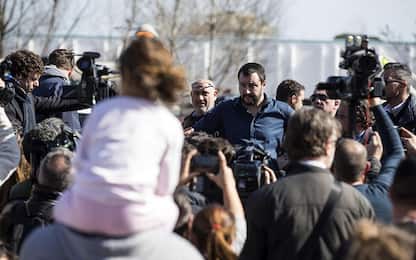Salvini: "Serve censimento rom". M5s: è incostituzionale 