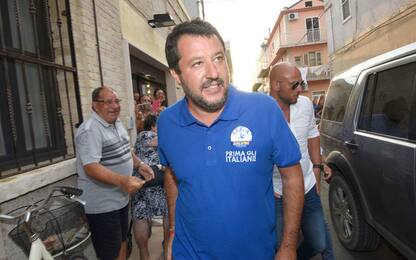Salvini: "Capotreno da premiare". Poi rilancia il servizio militare