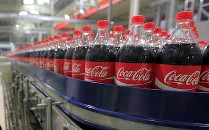 Manovra, tassa su Coca Cola per Irap. Bussetti: vada alla ricerca