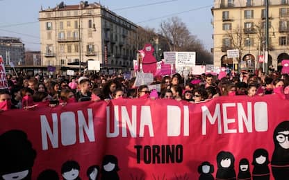 8 marzo, donne in piazza e scioperi