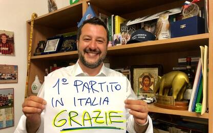 Il Milan, Putin, Trump e Himmler: cosa c'è nella libreria di Salvini