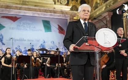 2 giugno, Mattarella: “Democrazia incompatibile con chi cerca nemici”