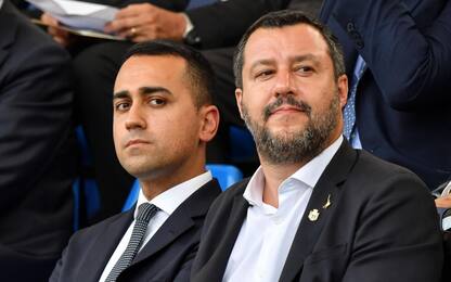 Scontro a distanza tra i vicepremier Salvini e Di Maio