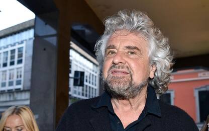 Crisi di governo, Beppe Grillo: "Salviamo l'Italia dai nuovi barbari"