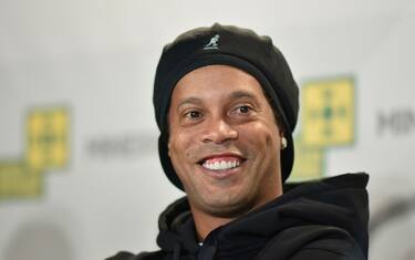 Brasile, Ronaldinho torna libero dopo 5 mesi agli arresti in Paraguay