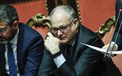 Gualtieri: "Per il taglio dell'Irpef non faremo cassa con l'Iva"