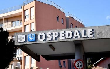 Coronavirus, Unieuro dona oltre 2000 smartphone ai ricoverati