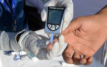 Diabete, un sensore permette di monitorare la glicemia in tempo reale