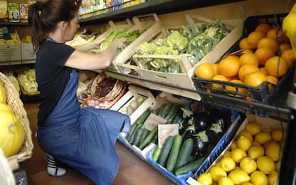 Istat: cambia la dieta degli italiani, più frutta e meno carne