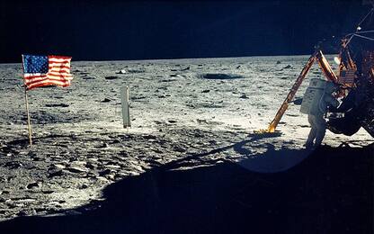 Luna, Christie’s batterà all’asta il manuale di bordo dell’Apollo 11
