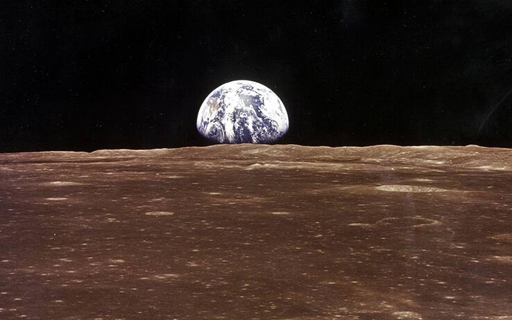 20 luglio 1969, le immagino dello sbarco sulla Luna. FOTO | Sky TG24