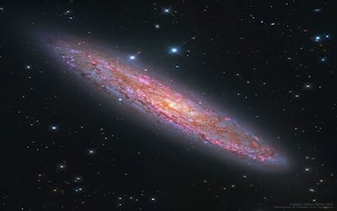Nasa, la "moneta d'argento" nella foto astronomica del giorno