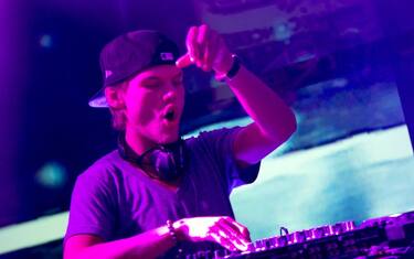 Avicii, nuovo singolo e nuovo album a un anno dalla morte