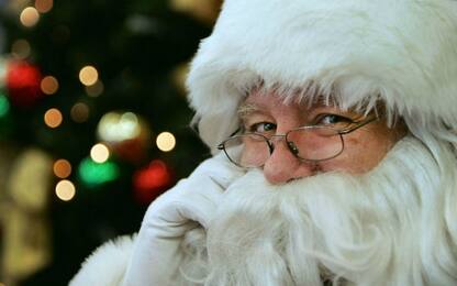 L’Oms tranquillizza i bambini: “Babbo Natale è immune al coronavirus”