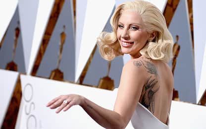 Lady Gaga rilegge il mito americano con “John Wayne”
