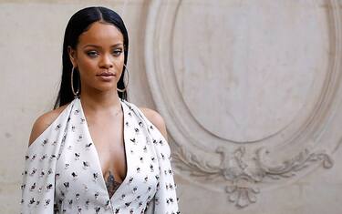 Paura per Rihanna, stalker si intrufola nella sua casa: arrestato