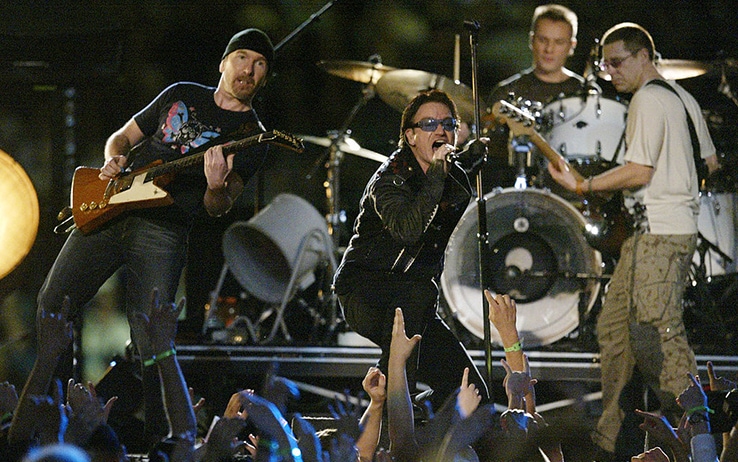 U2 In Concerto A Milano L 11 E Il 12 Ottobre Sky Tg24 Appuntamento l'11 e il 12 ottobre 2018 per le uniche date. https tg24 sky it spettacolo 2018 01 16 u2 date tour milano