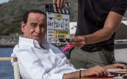 Cinema, la prima foto di Servillo-Berlusconi nel film di Sorrentino