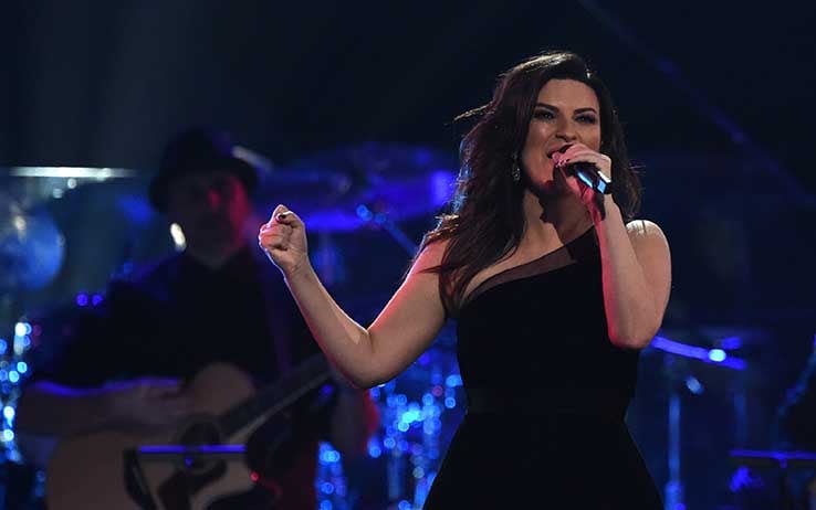 Laura Pausini Nuovo Album E Tour Nel 18 Sky Tg24